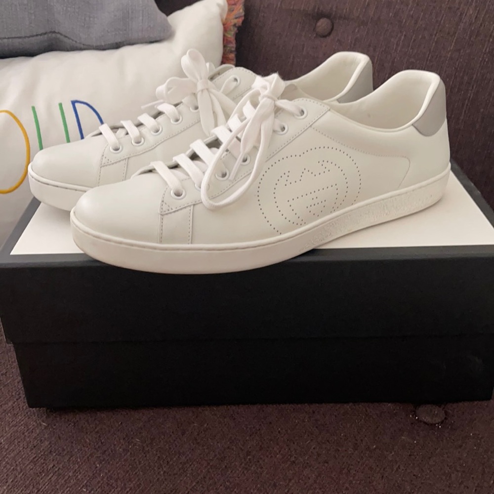 Gucci Ace sneaker with interlocking G